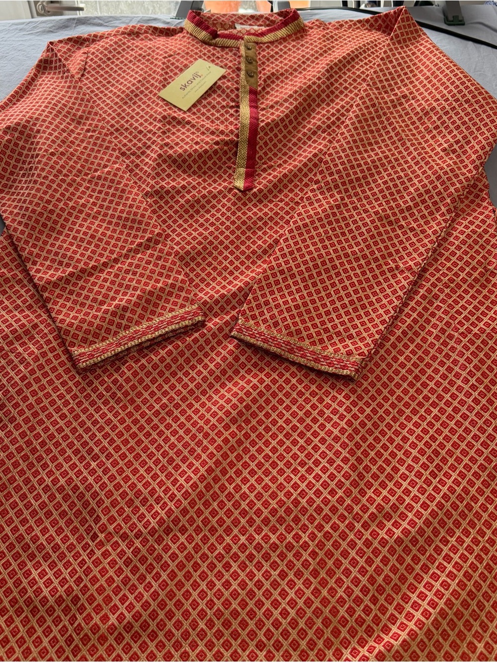 Skavijj Red Diamond Print Kurta with Gold Trim